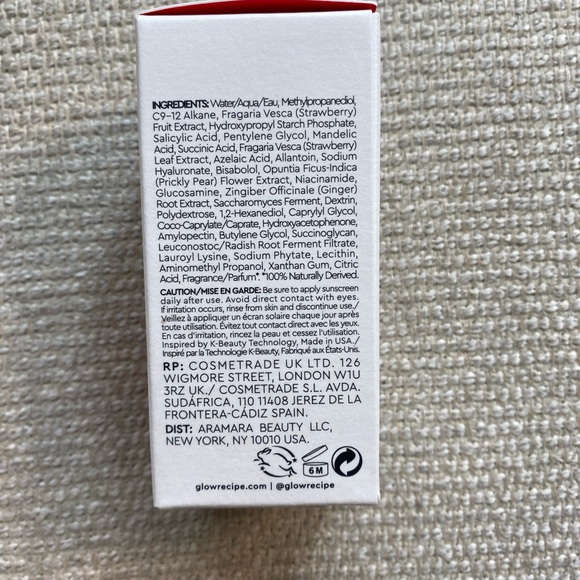 Glow recipe strawberry smooth bha + aha salicylic serum - Picture 2 of 6